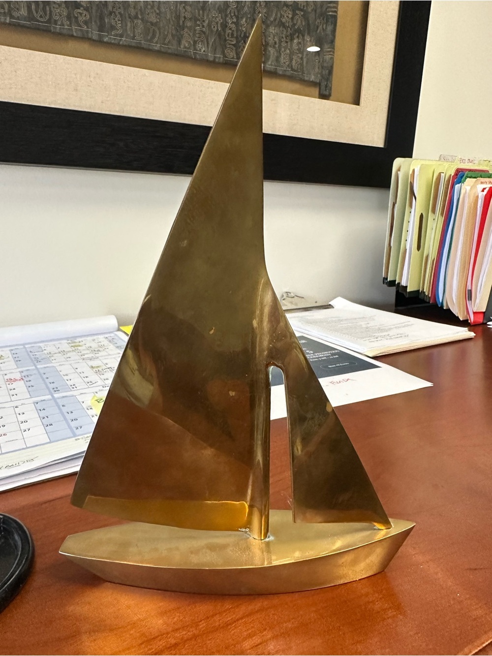 Gatco Brass Sailboat Sculpture in Polished Gold Tone vibrate